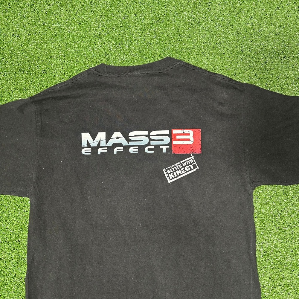 Mass Effect 3 Xbox 360 GameStop Promo Shirt Mens Medium Black Commander Shepard